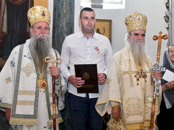 Срби из Ванкувера послали помоћ Мирославу Копривици као вид подршке јер је одбио да руши црквене објекте