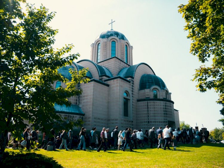 ХРАМ САБОРА СРБА СВЕТИТЕЉА У МИСИСАГИ ПРОСЛАВИО СВОЈУ СЛАВУ