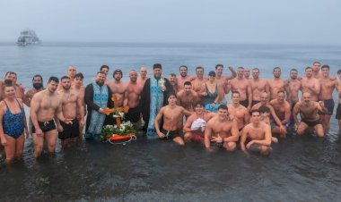 Swimming for the Honourable Cross in the Pacific Ocean in Vancouver