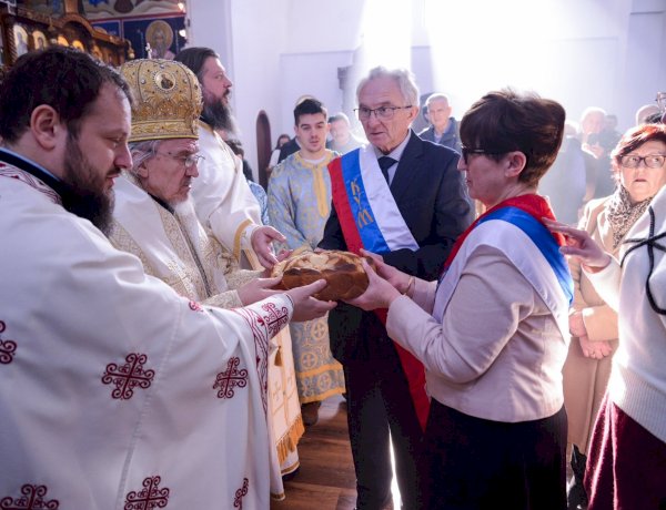 Храмовна слава у Лондону прослављена Светом Архијерејском Литургијом