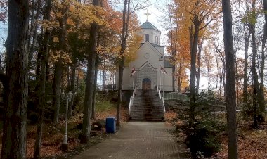 Васкрс у Епархији канадској (фото-вест)