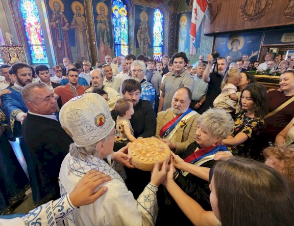 Храмовна слава Виндзорске Грачанице прослављена Светом Архијерејском Литургијом