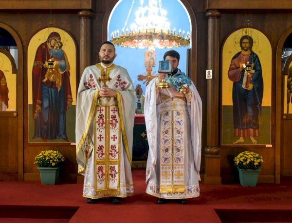 Литургијска радост и примопредаја парохије у Витбију