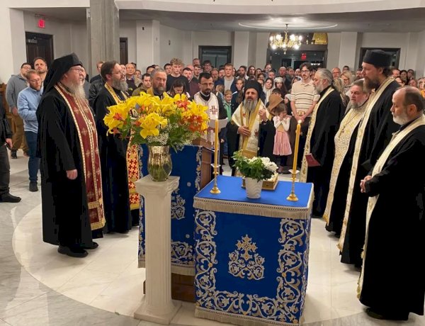 Икона са светим моштима Светог Гаврила Грузијског у Ванкуверу